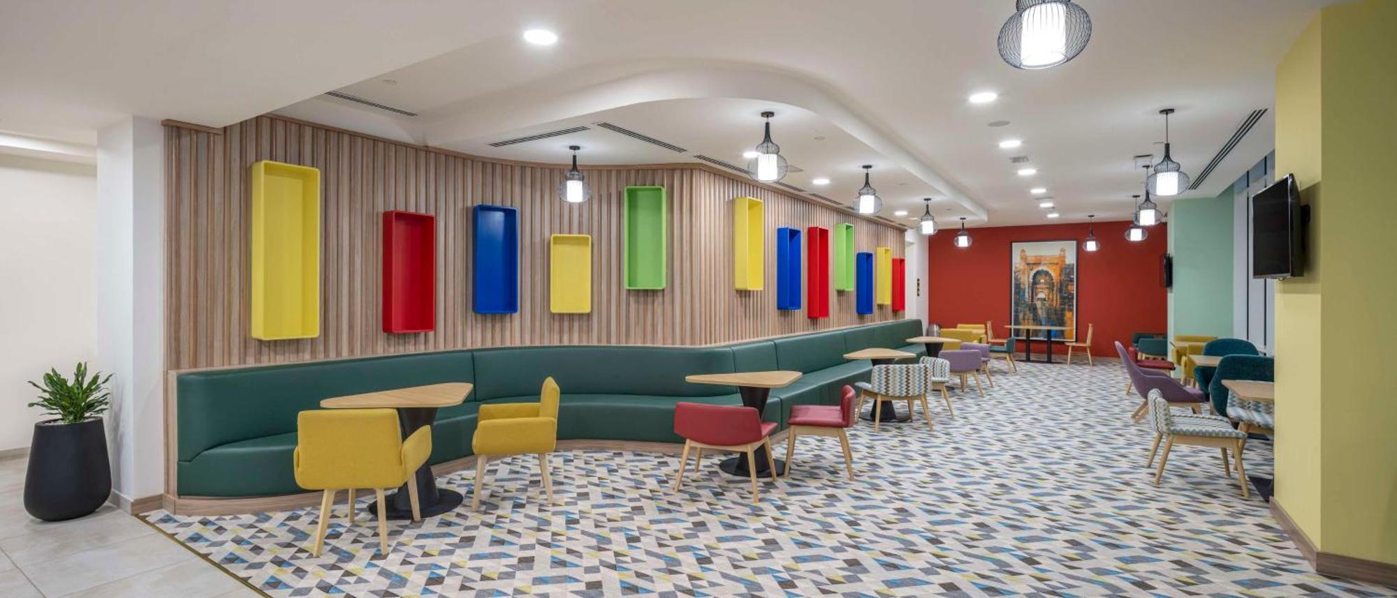 Hampton By Hilton Doha Old Town Exterior foto