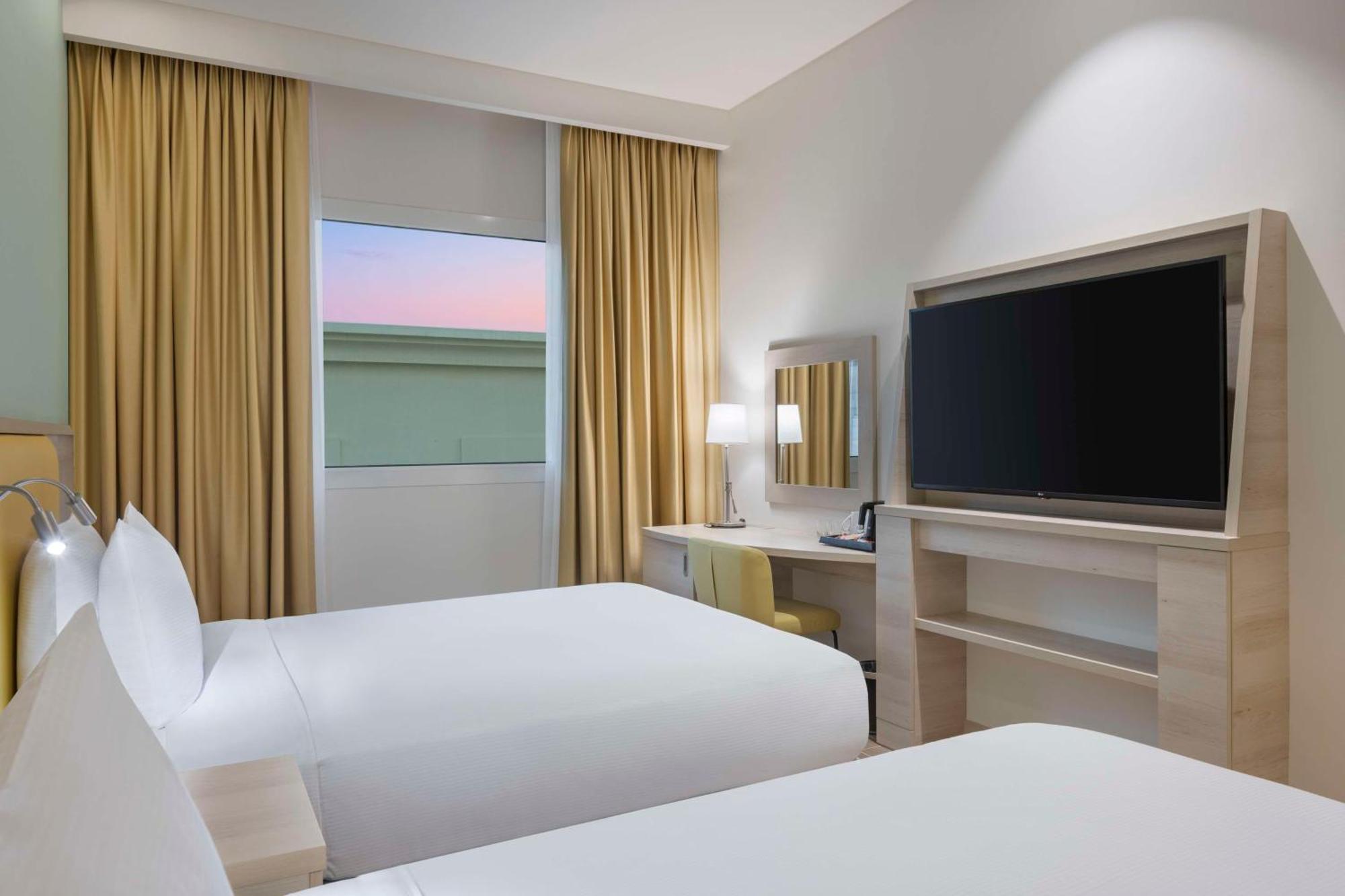 Hampton By Hilton Doha Old Town Exterior foto